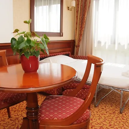 Otel Pamphili 4*